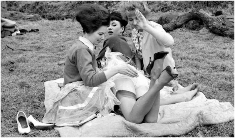 picnic blanket lesbian spankings