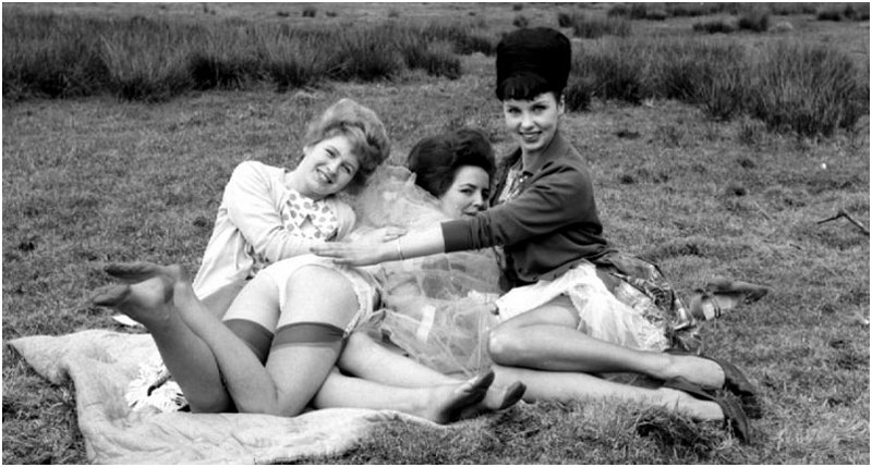 fun time picnic blanket punishments for three pretty lingerie lesbians