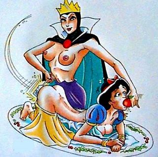snow white getting her rump roasted by the evil queen with a spatula spanking
