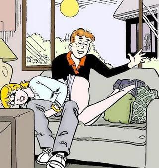 Archie spanks Bettie