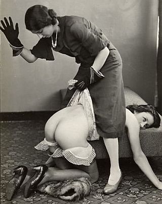 flapper woman spanks languid spankee