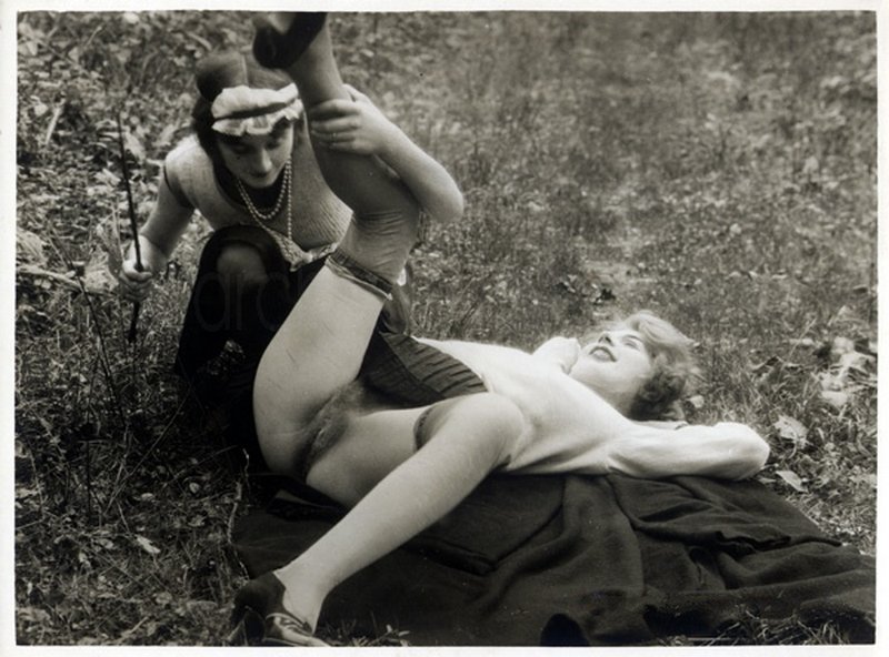 pussy spanking picnic